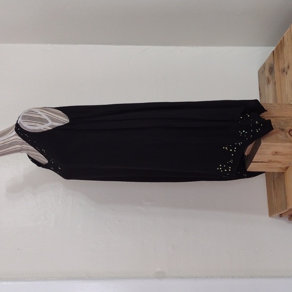 Model France Black Sleeveless Shift Dress w Sequin - Picture 9 of 14